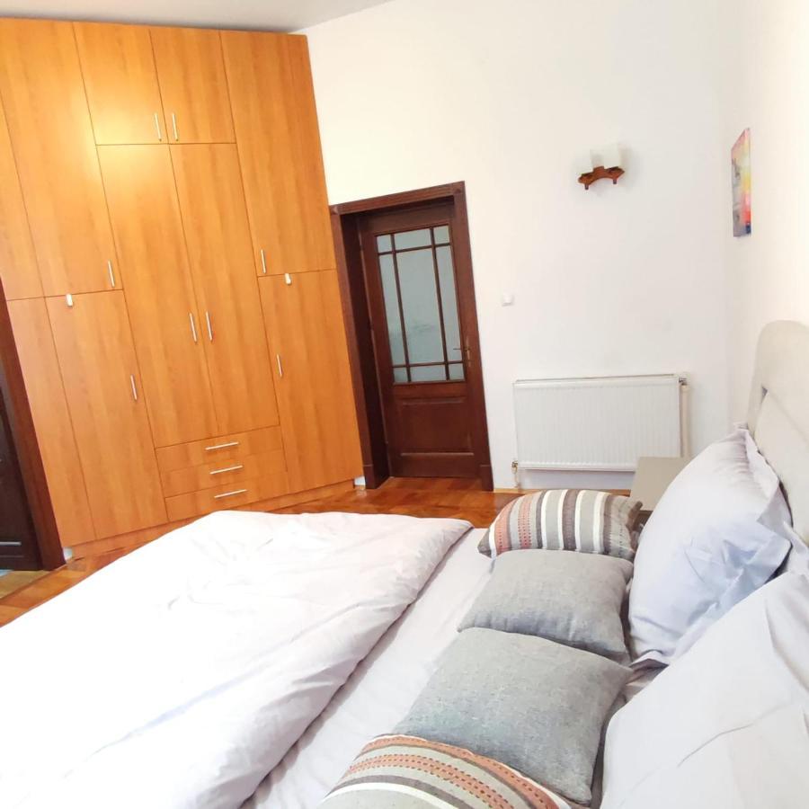 Appartamento Center Haus Bucarest Esterno foto